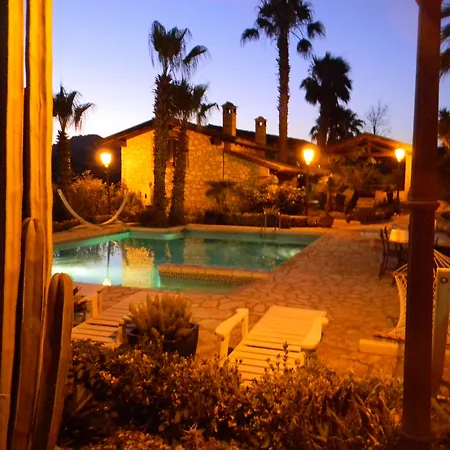 Relais Garden Cactus * Favara