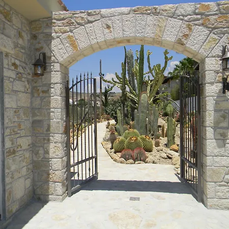 Relais Garden Cactus Favara