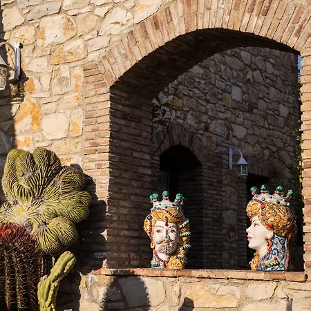 Εξοχικό σπίτι Relais Garden Cactus *