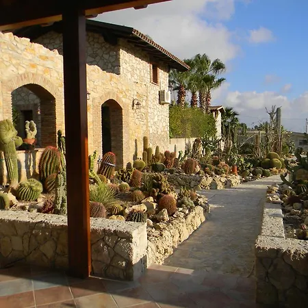 Летний дом Relais Garden Cactus *