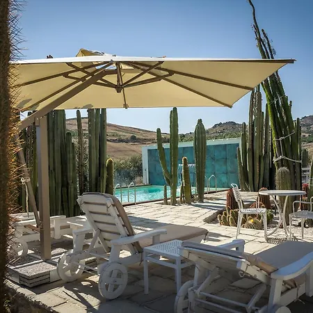 Relais Garden Cactus * Фавара