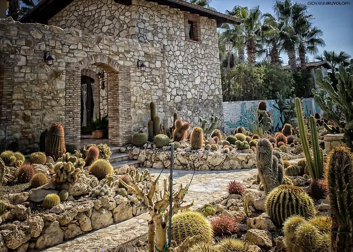 Relais Garden Cactus Séjour à la campagne Favara